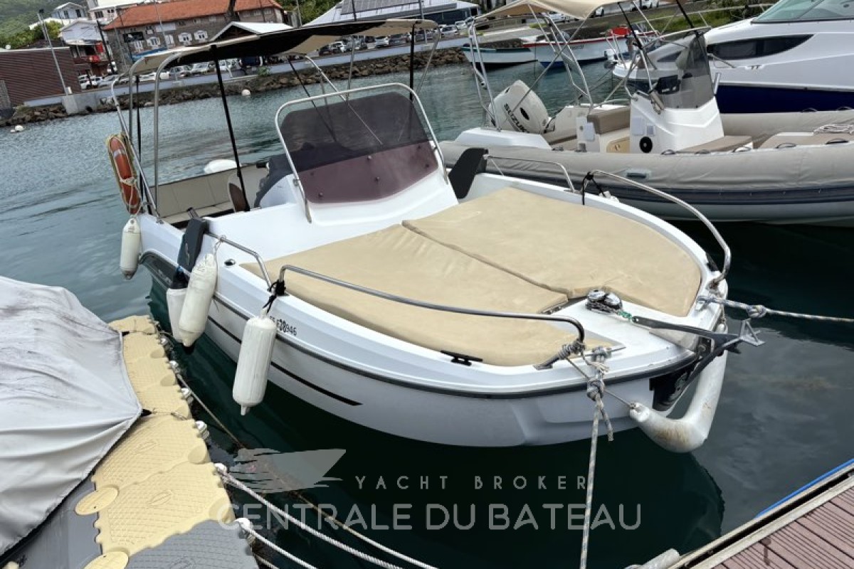 BENETEAU - FLYER 6 - thumbnail 2