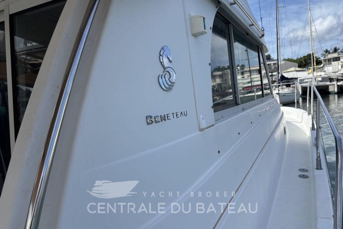 BENETEAU - ANTARES 10.80 - thumbnail 2