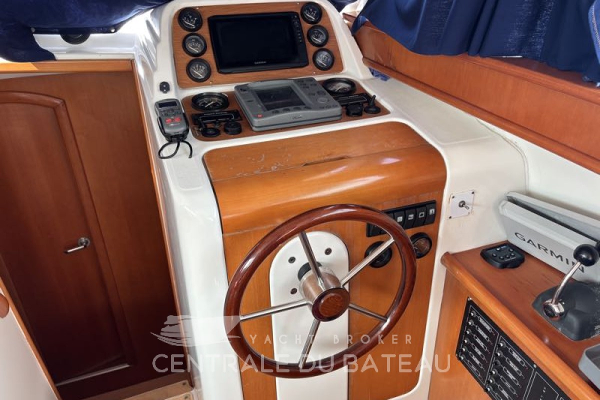 BENETEAU - ANTARES 10.80 - thumbnail 14