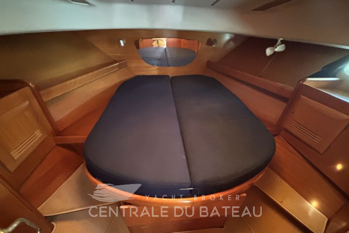 BENETEAU - ANTARES 10.80 - thumbnail 15